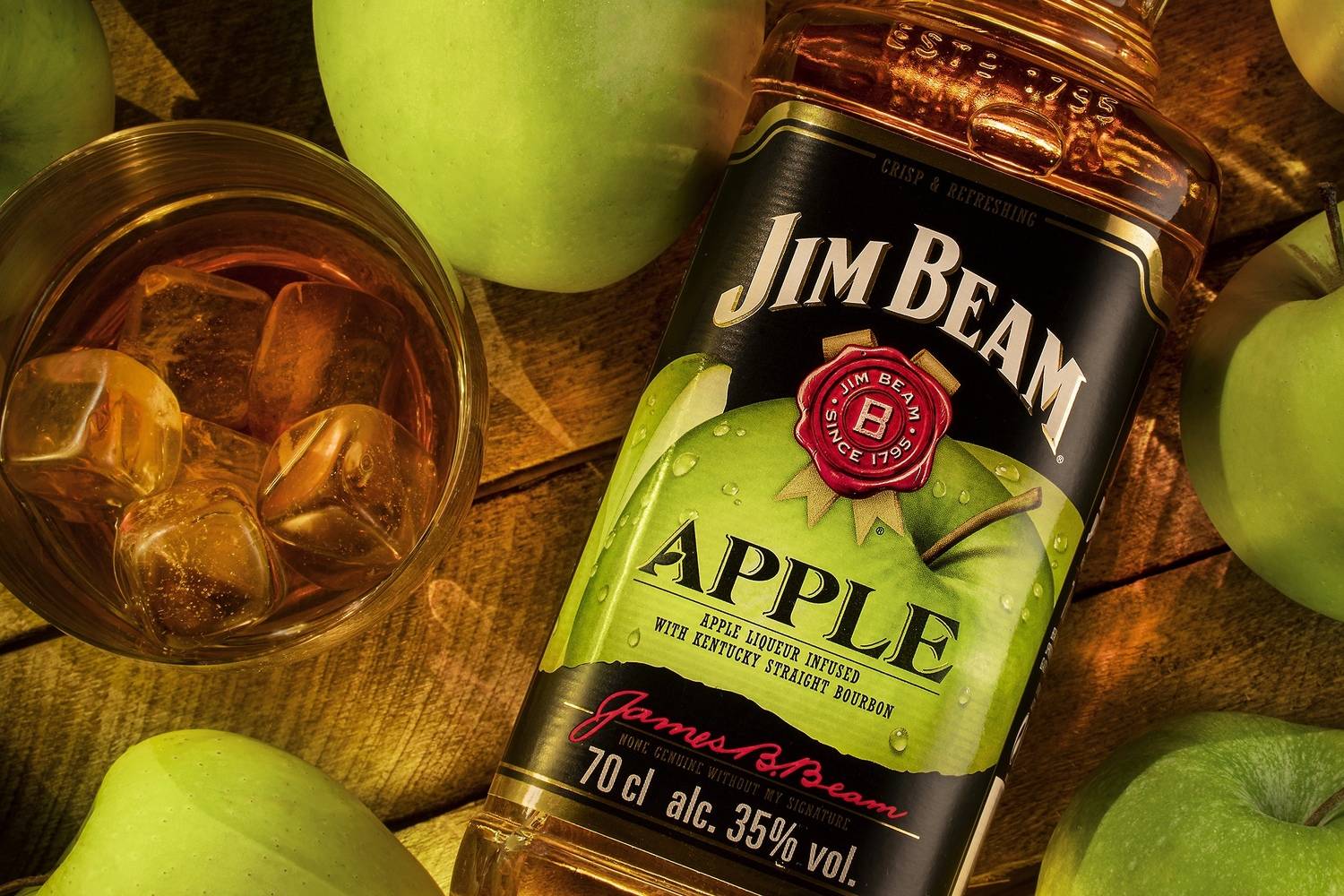 jim bean, wiskey, drink, apple, яблоко, натюрморт, виски, бутылка, алкоголь, still life, Разгуляев Владимир