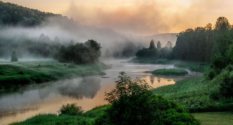 Куст рябины над рекой... фото превью