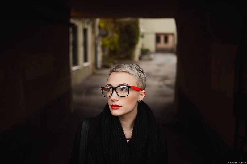 девушка, губы, очки, петербург Дарина фото превью