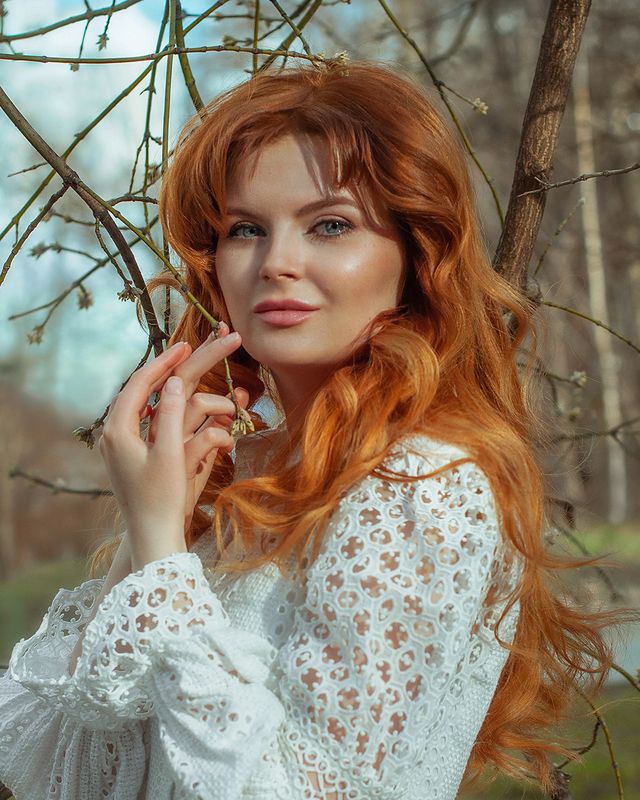 spring,portrait,girl,red hair,red head, woman, model, beauty Miriam фото превью