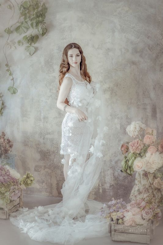 портрет, женский портрет, высокий ключ, цветы, март, весна В душе расцвели цветы фото превью