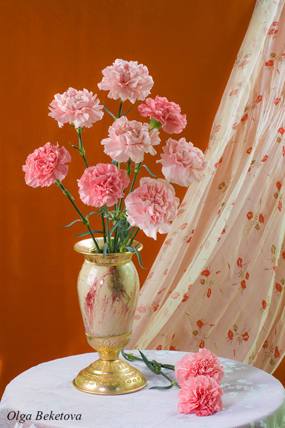 цветы, гвоздики, букет, ваза, Бекетова Ольга