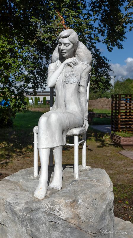скульптура, вера, багратионовск, девушка, война, сквер, фотография, россия, калининградская область, город, sculpture, vera, bagrationovsk, girl, war, square, photograph, russia, kaliningrad region, city Вера. фото превью
