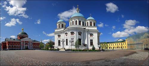 по Казани...