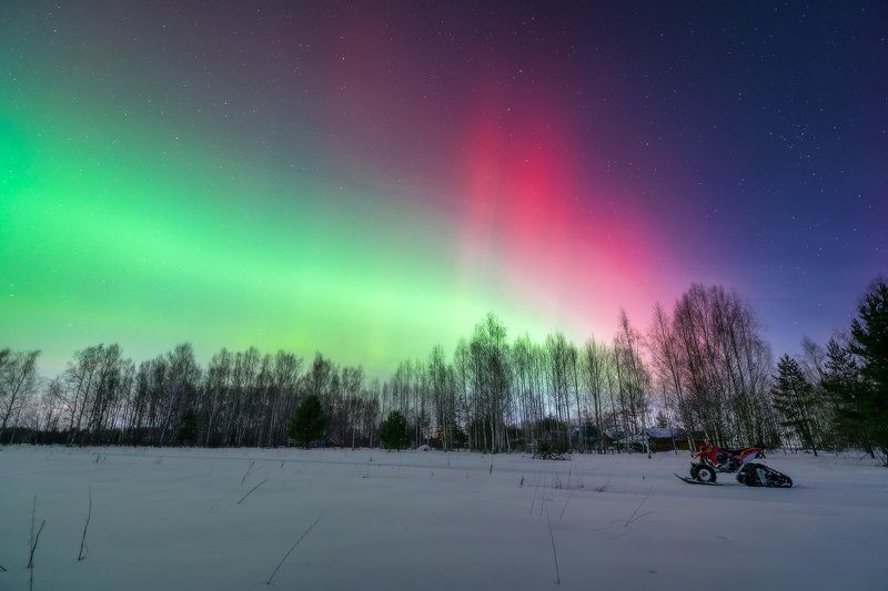 Под светом сияния  фото превью
