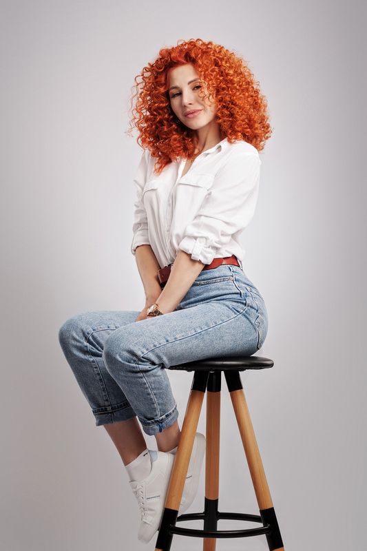 девушка, портрет, рыжая, кучерявая *** фото превью