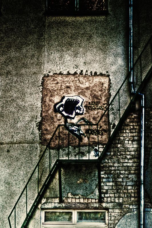 угрюмый, граффити, урбанистика, архитектура, брутализм, контраст, одиночество, лестница, раимун, алексей, атмосфера Угрюмый фото превью