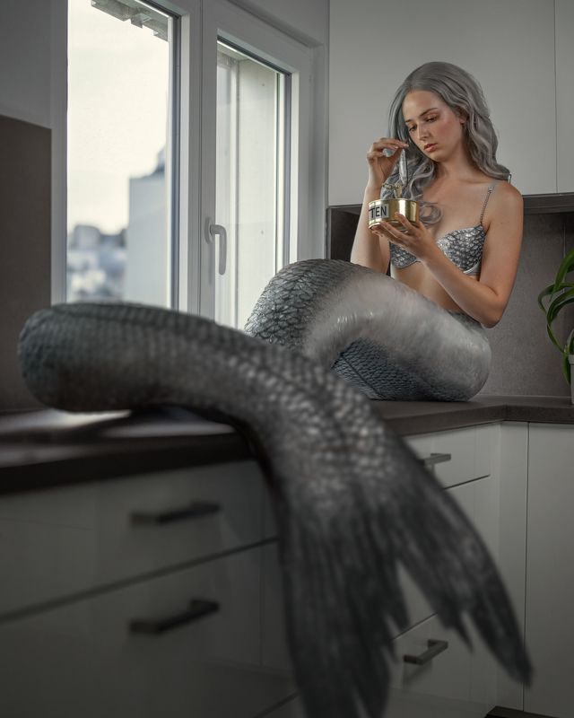 сказка, русалка, рыба, девушка, кухня, город, магический реализм, хвост, история Ариель фото превью