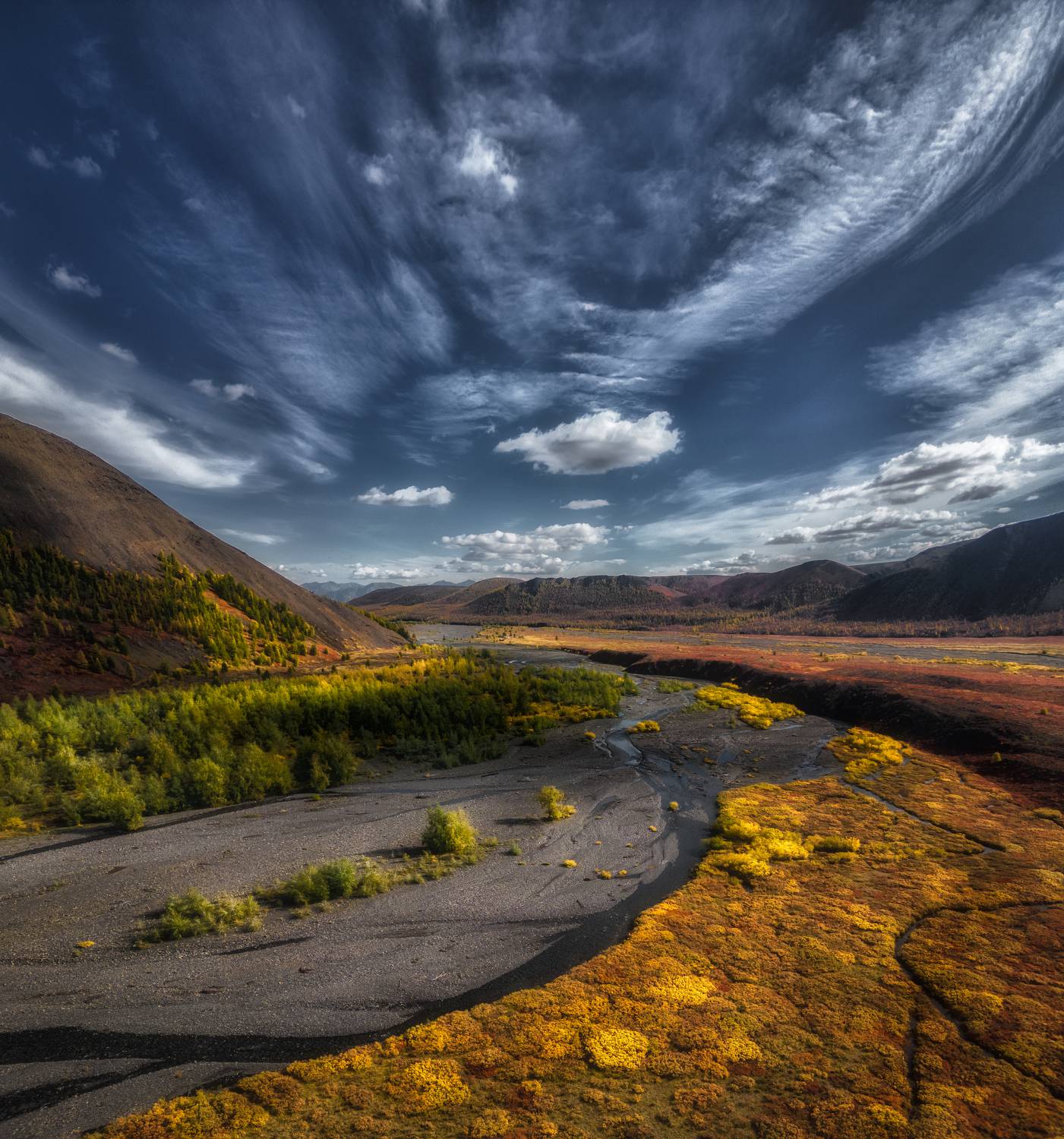 Хребет Черского, Якутия, дроны, аэрофото, aerialphoto, Landscape, aerial landscape, тундра, горы, Россия, осень, осенний пейзаж, Наталия Полякова