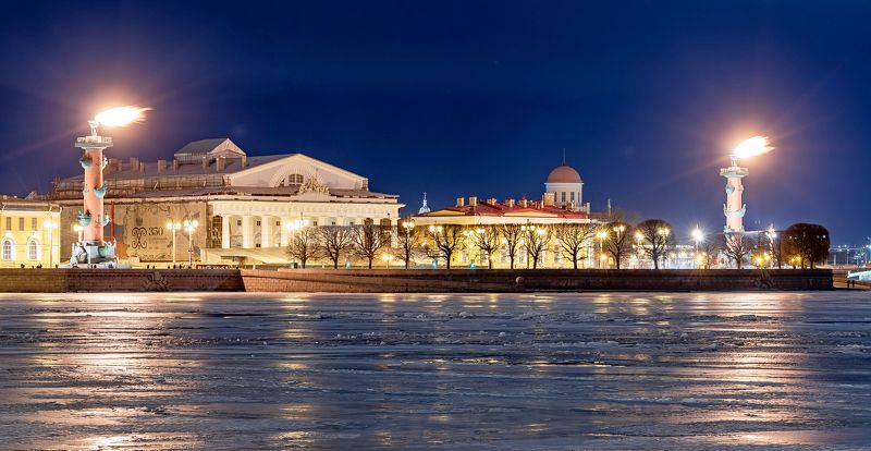 Стрелка Васильевского острова фото превью