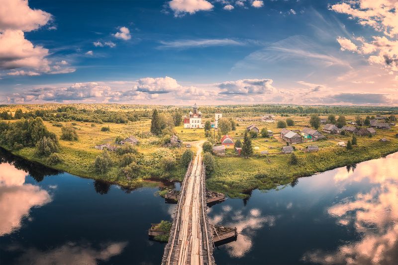 Мост и церковь на реке Кена фото превью