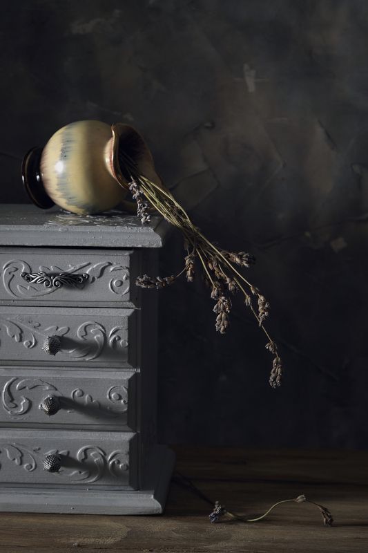 швеция Упала ваза фото превью