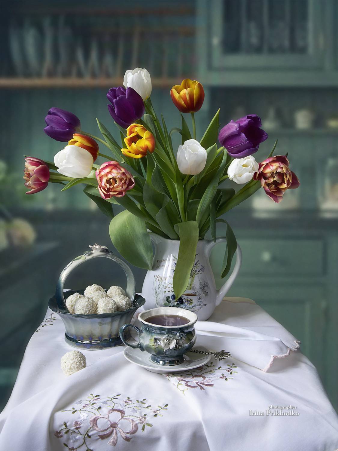 натюрморт, цветы, весна, букеты, тюльпаны, интерьер, Приходько Ирина
