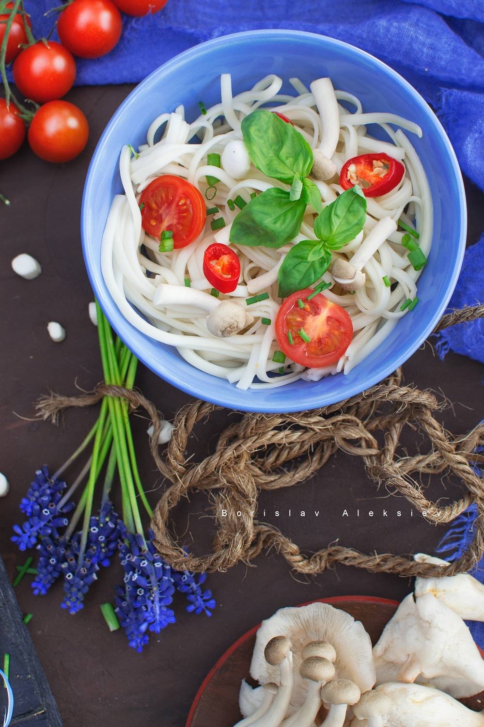 blue,food,interior,light,green,red,, Алексиев Борислав