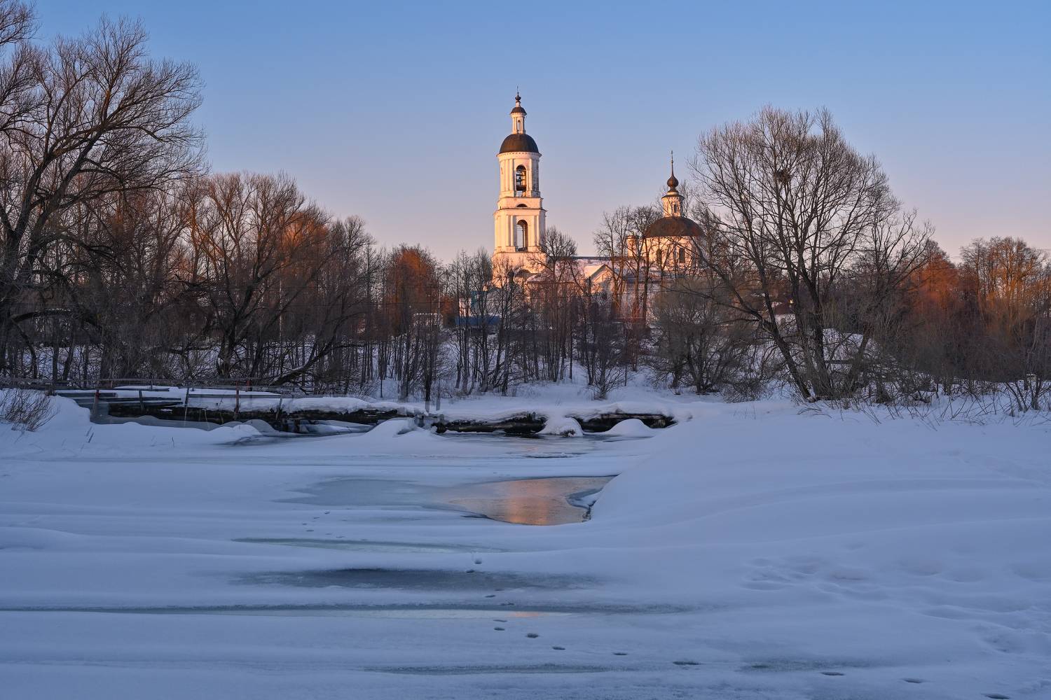 весна, вечер, река, лёд, снег, мост, церковь, небо, Виталий Полуэктов