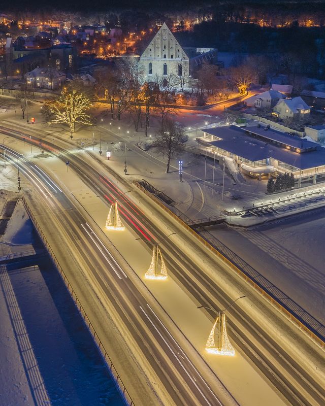 #visitestonia #tallinn #tallinngram #dronephotography #dronelife #dronepilot #dji #droneoftheday #cityscapes #nightphotography #longexposure_shots #longexposureoftheday #cityskyline #beautifuldestinations #rooftops #traveldestination #highabove #snow #win --- фото превью