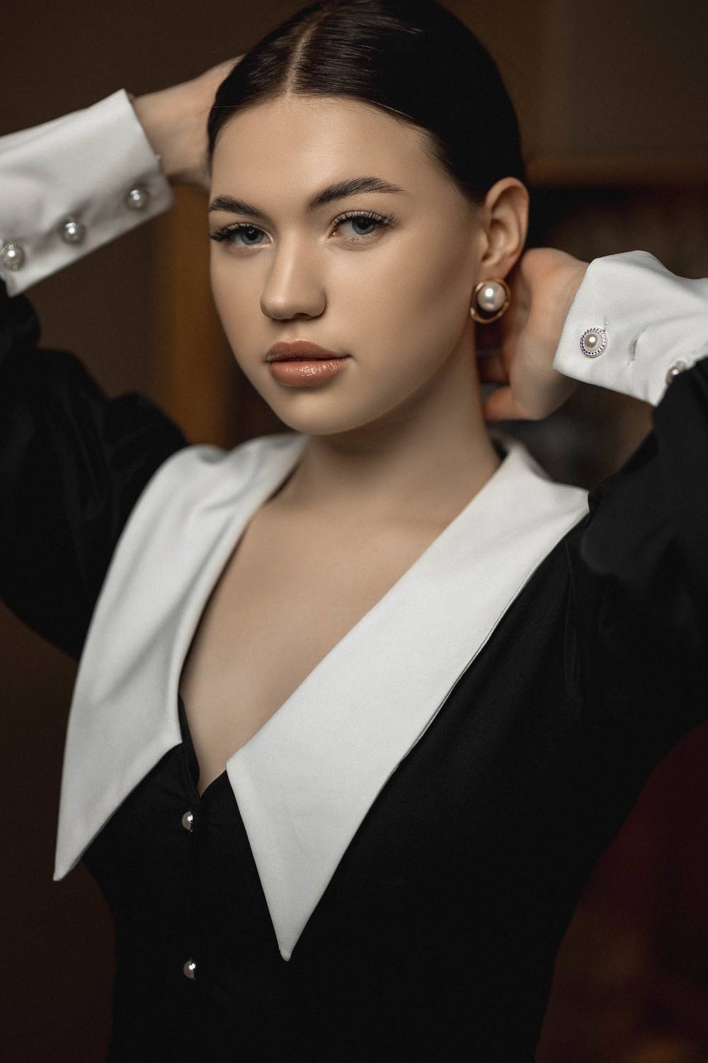 девушка, модель, портрет, фотосессия, гламур, girl, model, modeling, young, portrait, творческий портрет, женский портрет, woman, young woman, glamour, постановка, постановочная фотография, fashion, Васильев Владимир
