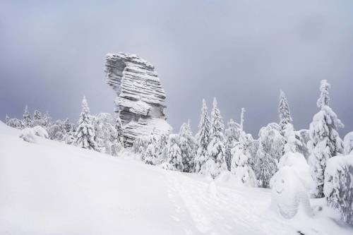 Помяненный камень