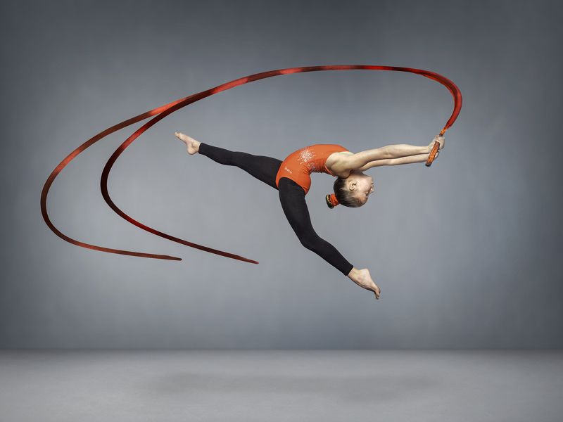 rhythmic in red фото превью