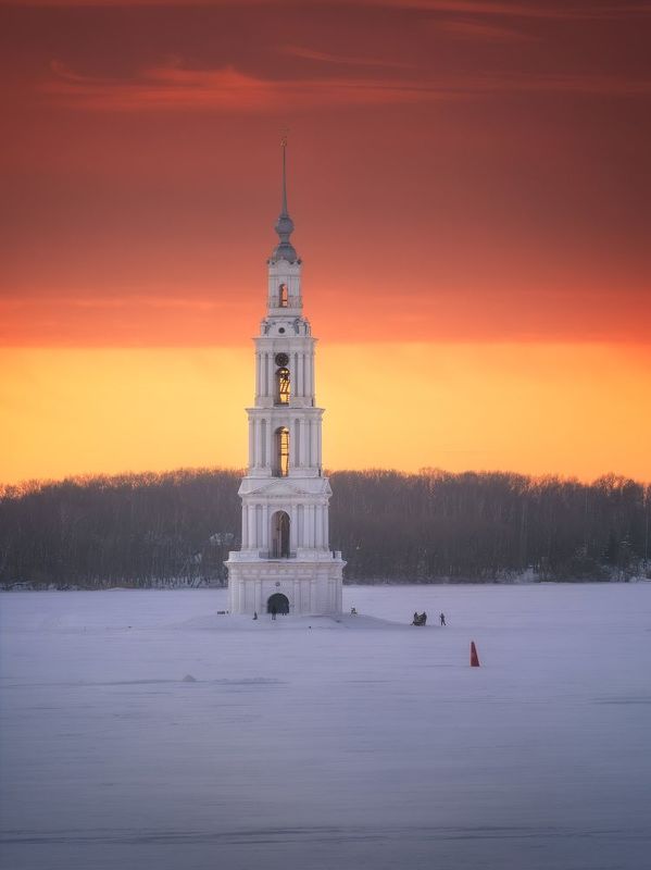 закат, зима, снег, озеро, калязин, колокольня Колокольня фото превью