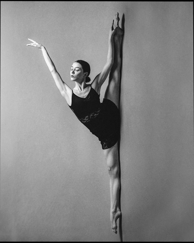 портрет, женский портрет, женская красота, девушка, чб, чернобелое, гламур, модель, model, glamur, portrait, bw, black and white Вика фото превью