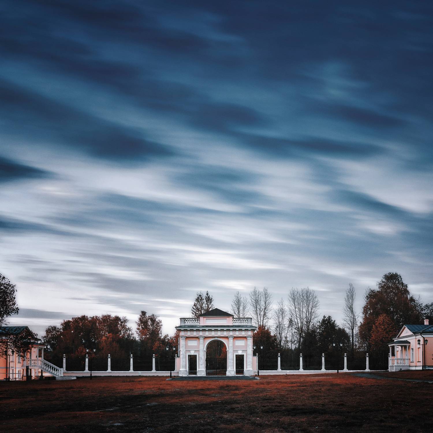 усадьба, небо, Валерий Вождаев