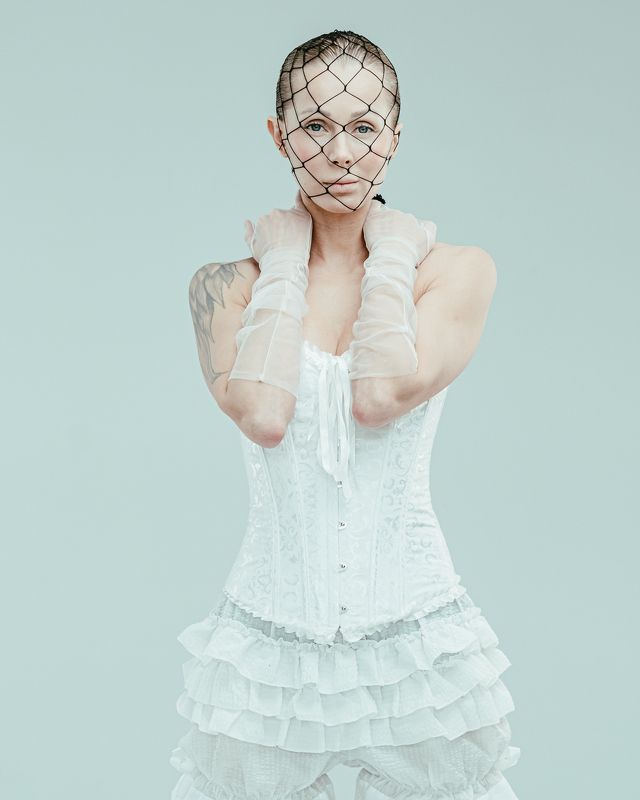 Фотосессии в стиле гламурный минимализм фото превью