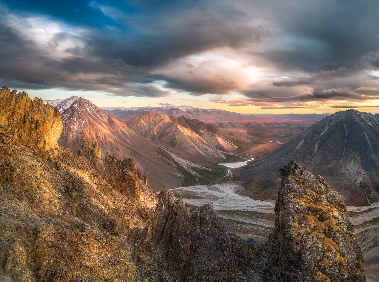 Хребет Черского, Якутия, дроны, аэрофото, aerialphoto, Landscape, aerial landscape, тундра, горы, Россия, осень, осенний пейзаж, Наталия Полякова