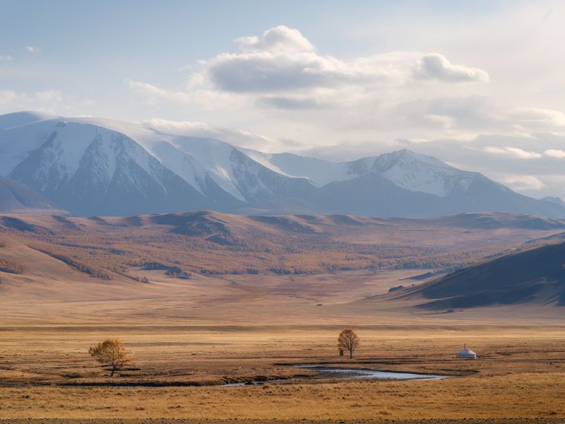 тыва, tuva, сентябрь, золотая осень, горы На исходе дня... / At the end of the day... фото превью