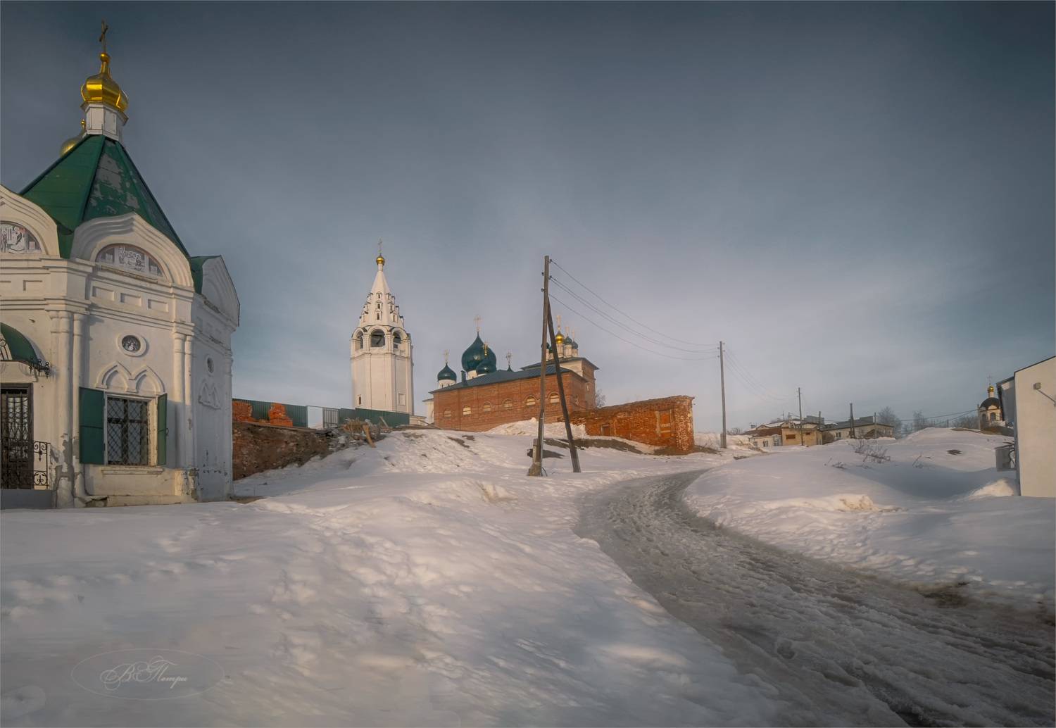 дорога колокольни столбы, Вера Петри