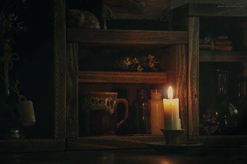 На полках.. Забытое место..