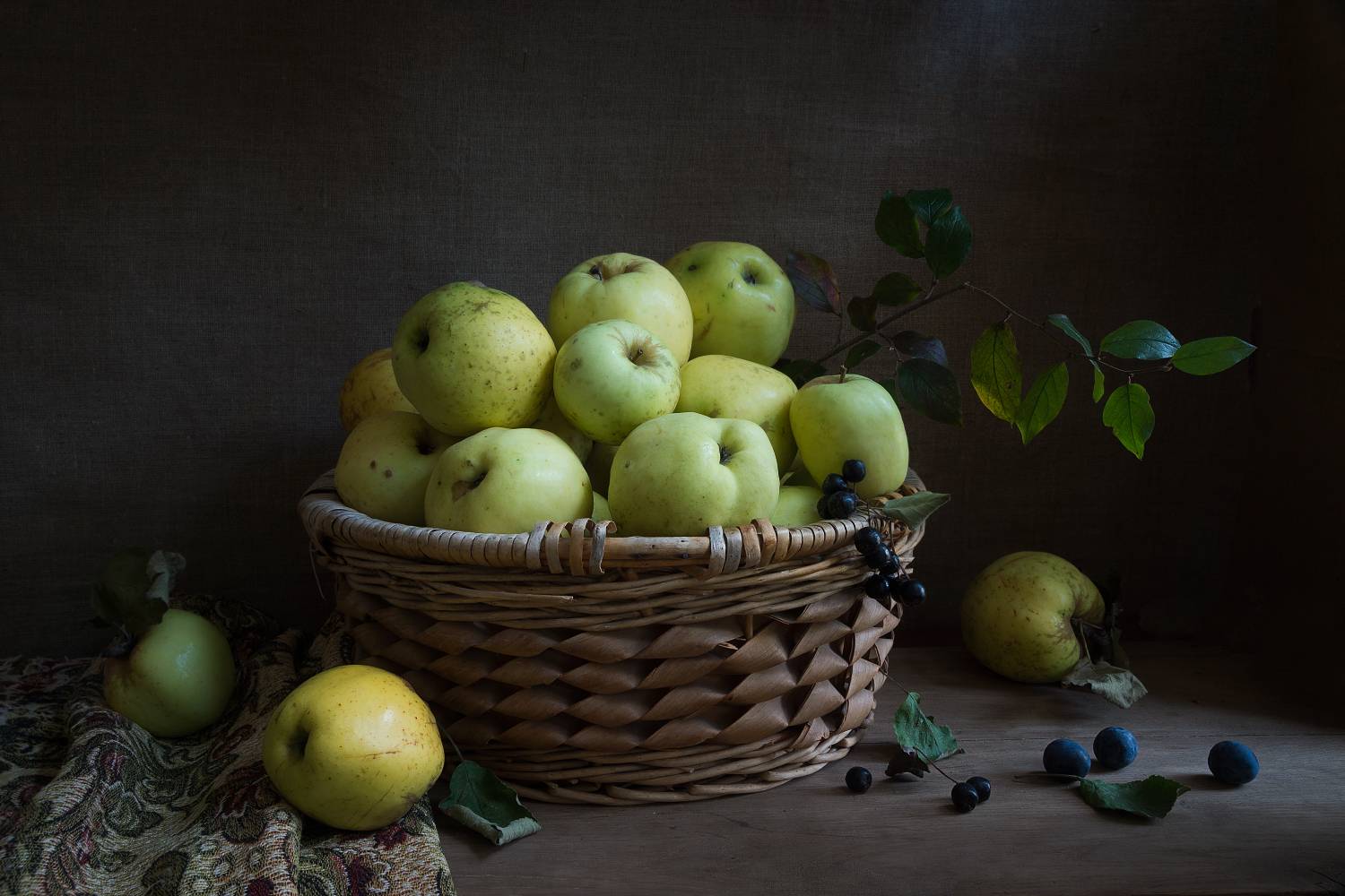 яблоки, корзина, осень, урожай, Колеснева Елена