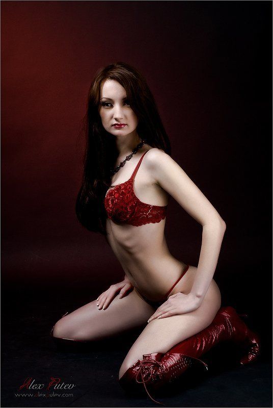 студия,красное,девушка,портфолио *** фото превью