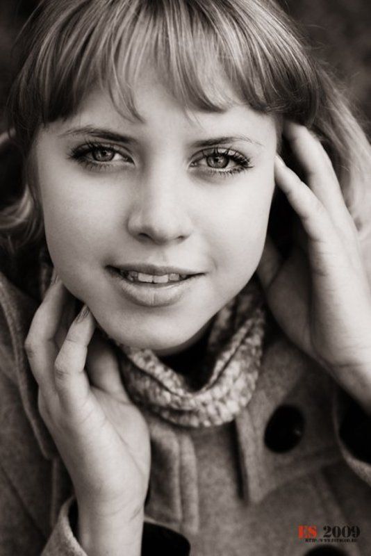 девушка, портрет, монохром, глаза Женя фото превью