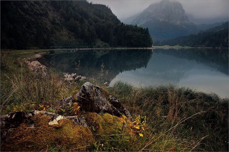альпы, озеро, швейцария Осенний берег фото превью