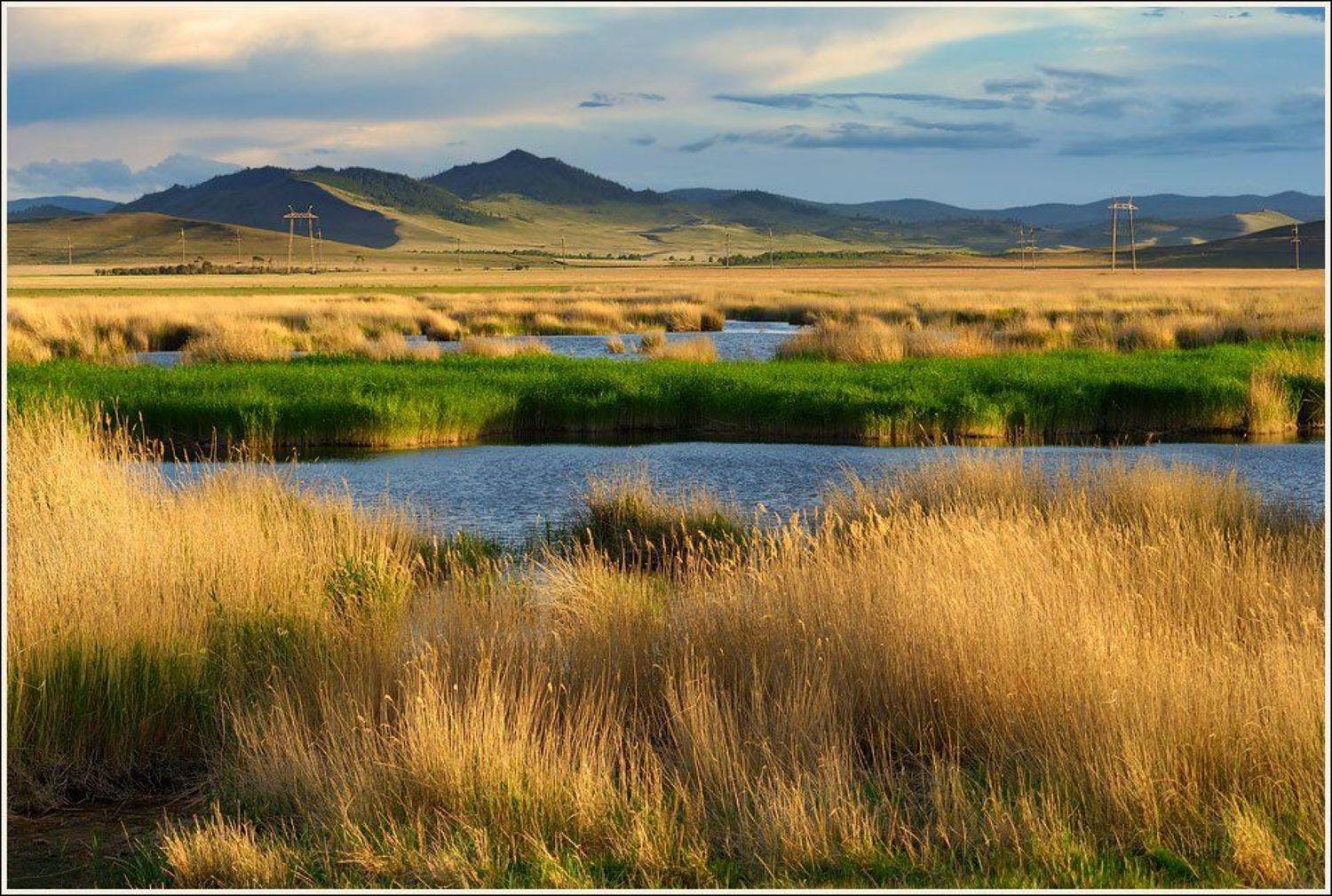 вечер, Вода, Голубой, Далекий, Желтый, заводь, Зеленый, иткуль, Красивый, озеро, осока, пейзаж, природа, Протока, путешествия, сибирь, Синий, тихо, трава, туризм, хакасия, Дмитрий Антипов