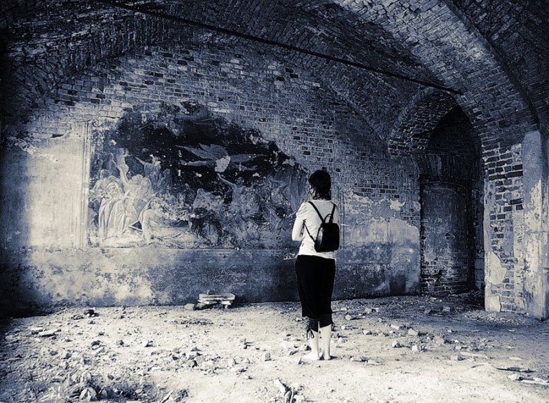 паломники, храм, фреска Босиком к вере.. фото превью