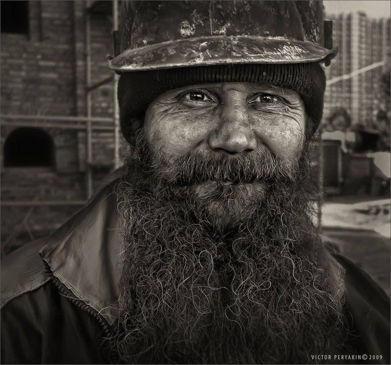 , Виктор Перякин