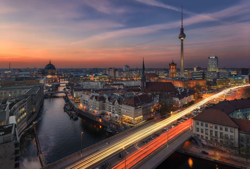 германия, берлин, вечер, ночь, синий час, столица, город, улица, башня, река, шпрее, germany, berlin, evening, night, blue hour, city, street, streets, traffic, river, spree Вечерний Берлин / Evening in Berlin фото превью