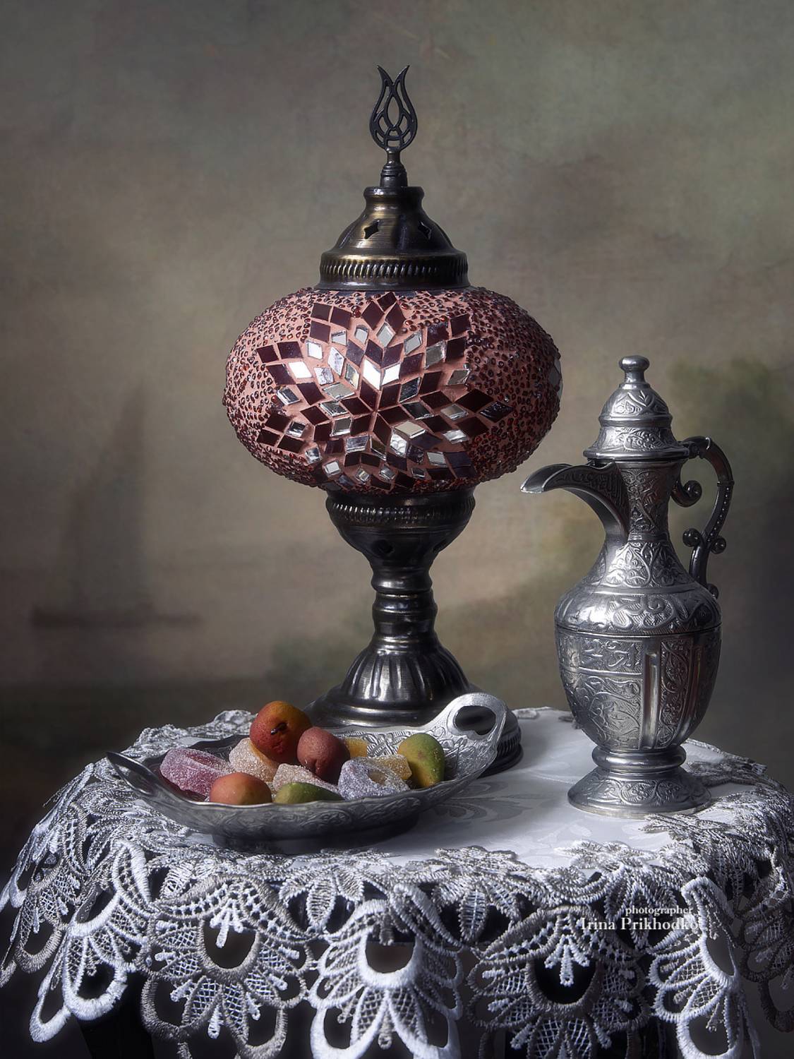 натюрморт, восточная лампа, посуда, Приходько Ирина