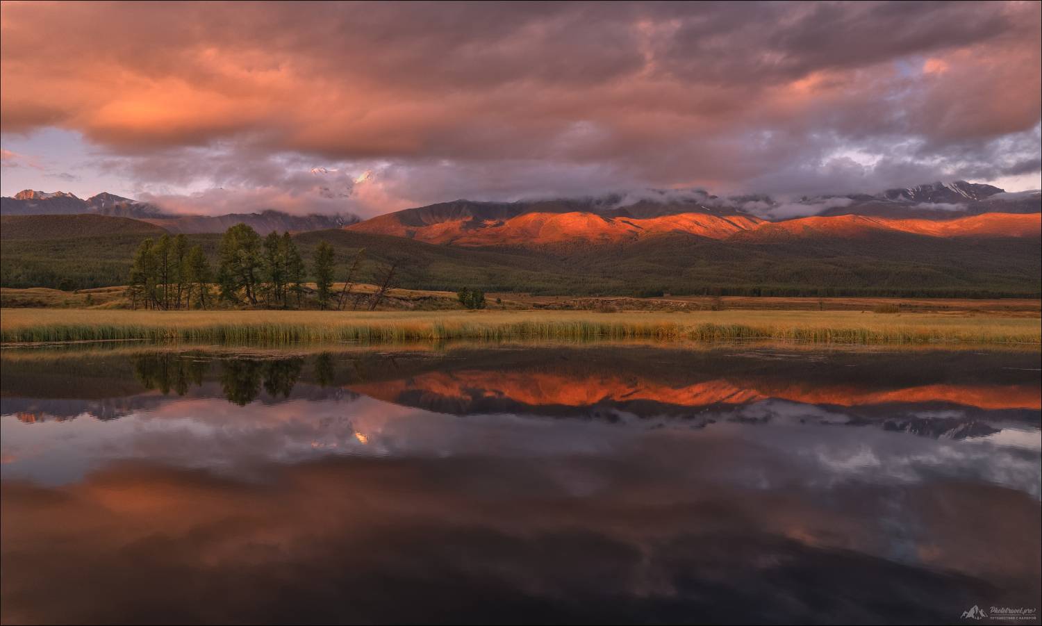 алтай, горный алтай, куркурек, северо-чуйский хребет, фототур на алтай, фототур в Монголию, озеро джангысколь, плато ештыкель, осенний фототур на алтай, dji, dji air2s, Влад Соколовский