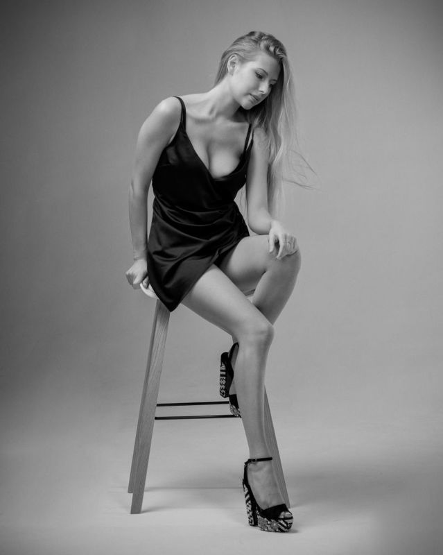 Виктория фото превью