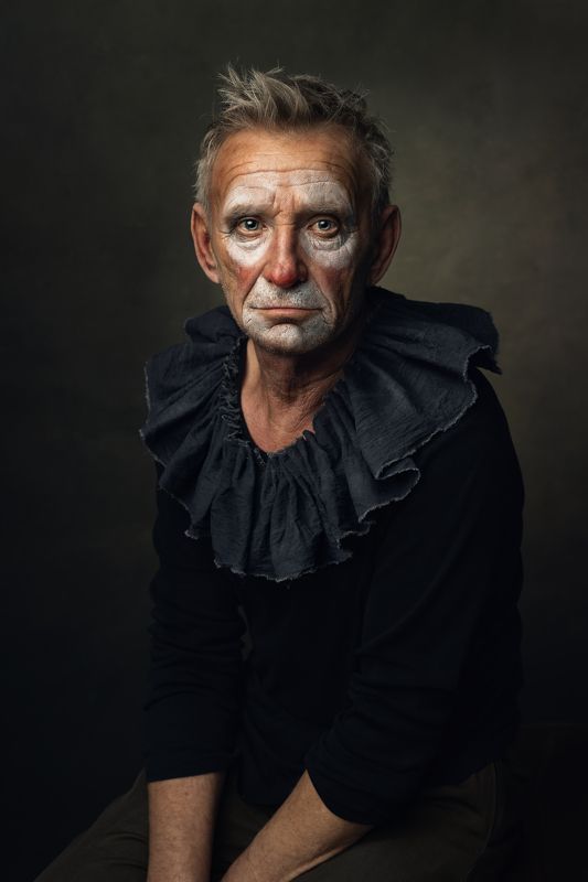 Harlequin фото превью