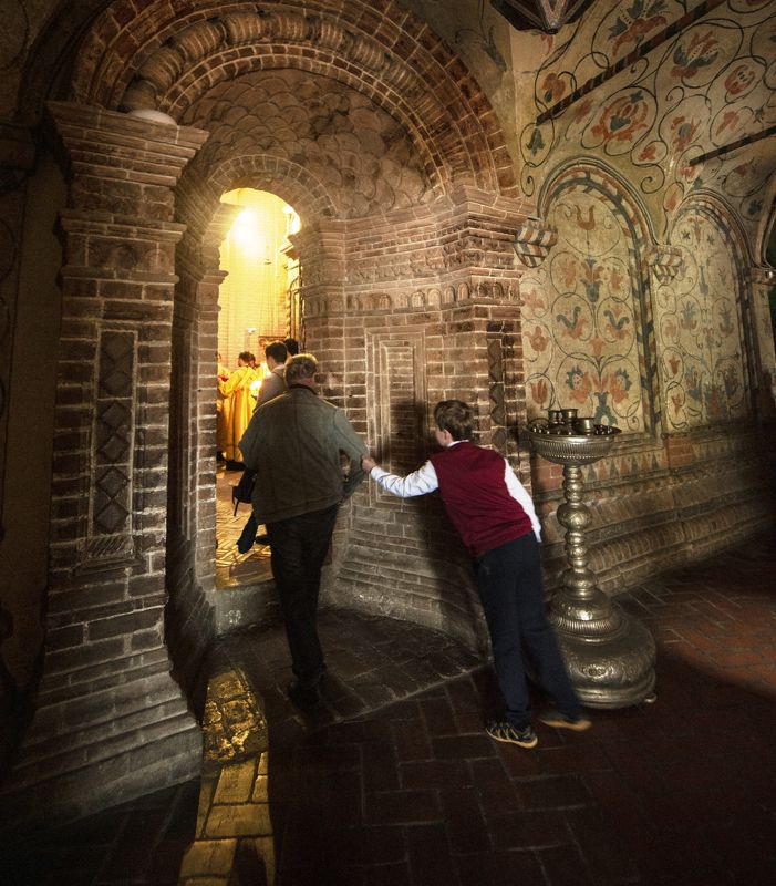 Искуситель фото превью