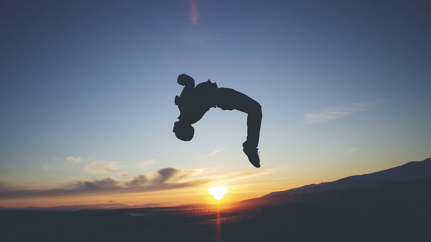 , Ян Сурогин