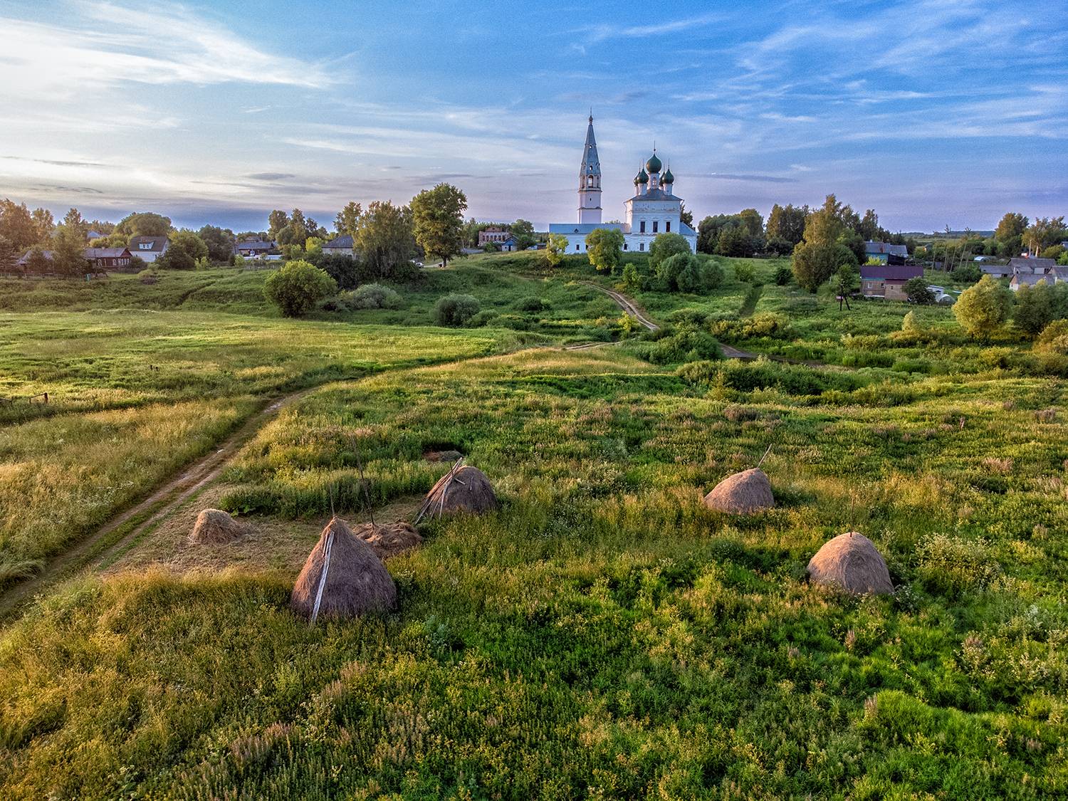 Россия, Осенево, аэросъемка,церковь,пейзаж, Лариса Дука