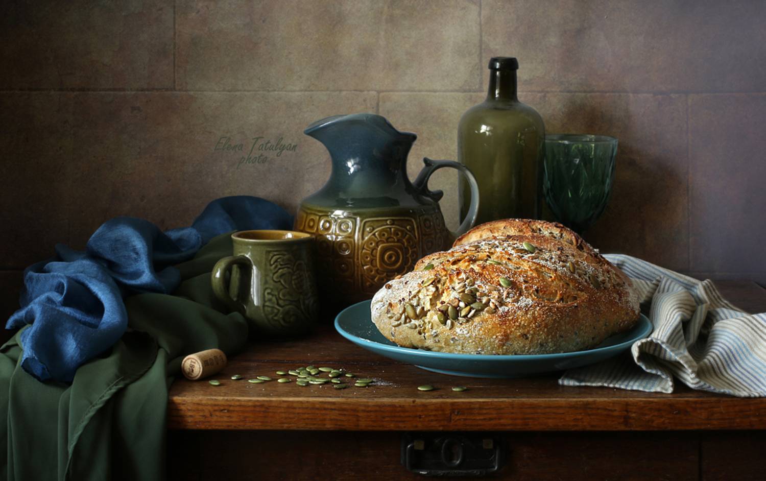 хлеб, бутылка, кувшин, Елена Татульян