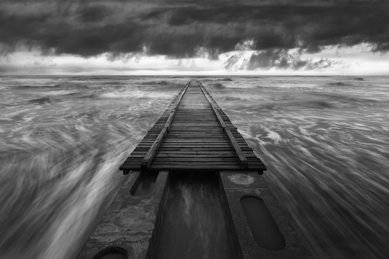 Everything Fades to Gray фото превью
