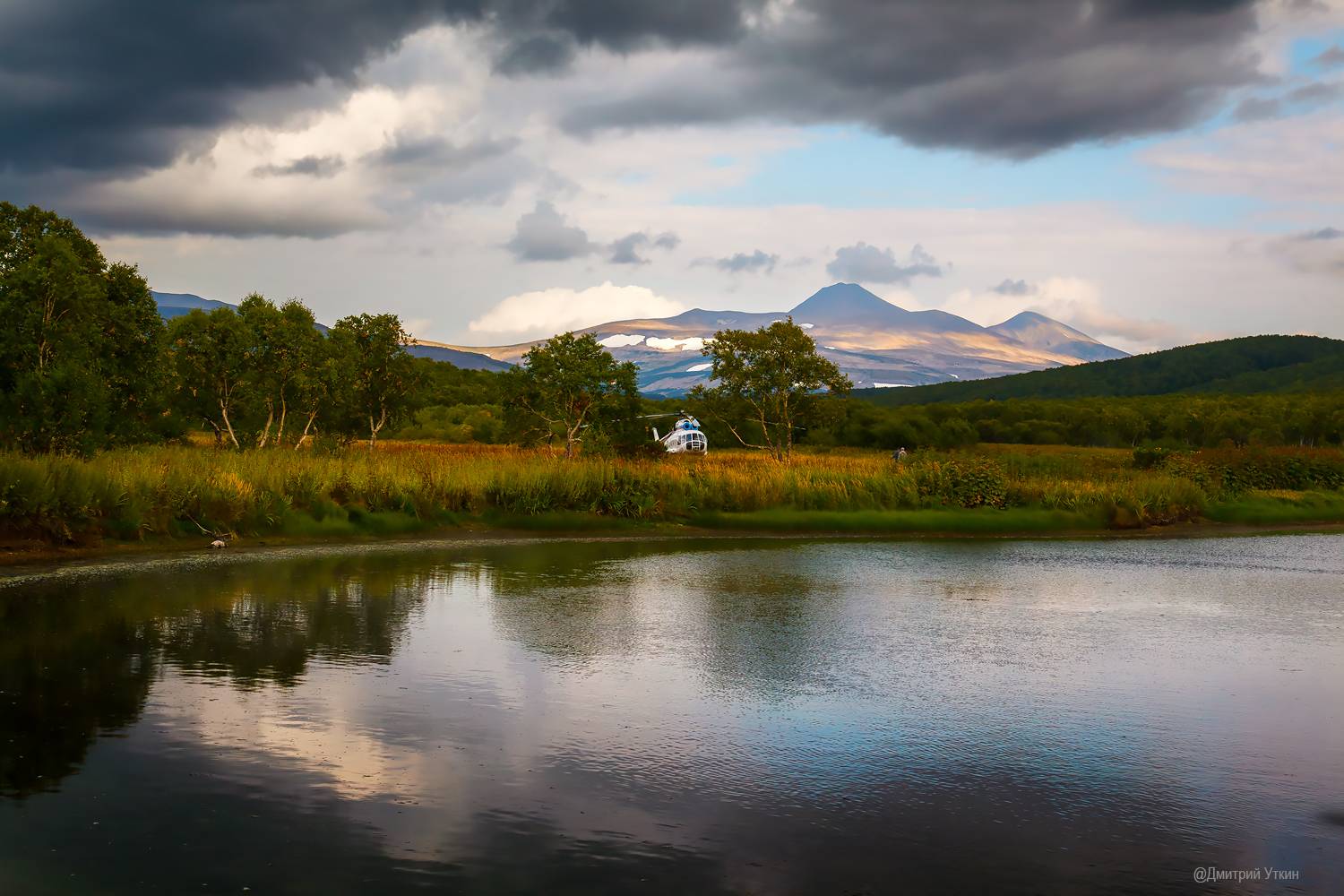 камчатка, горячие источники, вертолёт, озеро,, Дмитрий Уткин