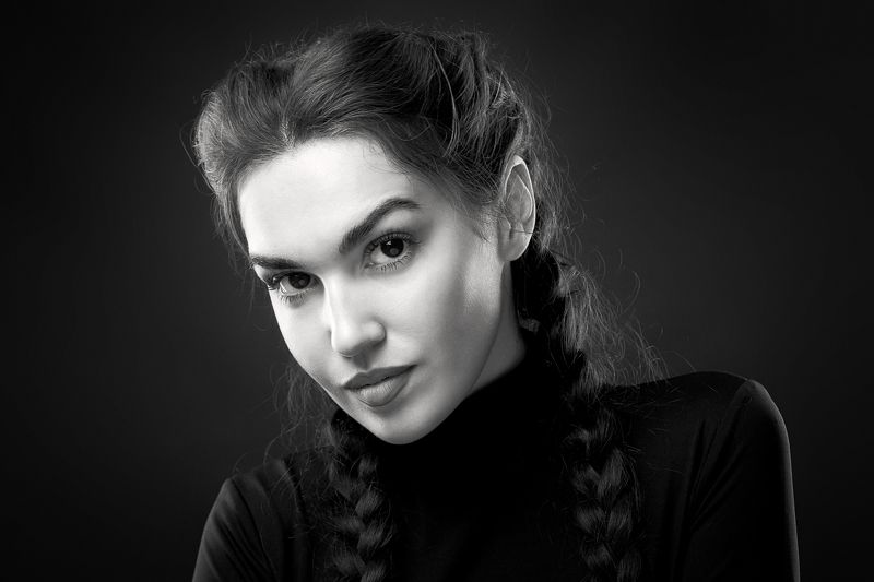 девушка, портрет, глаза, взгляд, чб *** фото превью